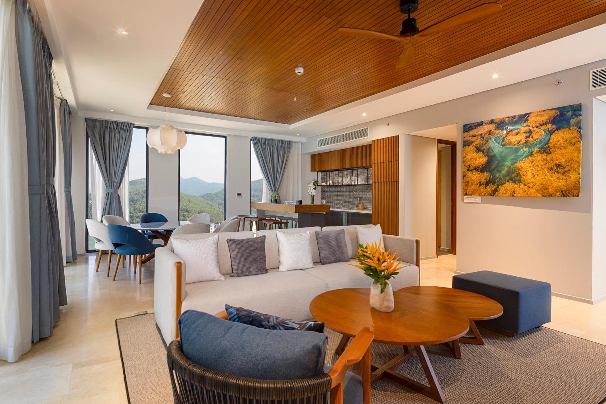 Anya Premier Hotel Quy Nhon Exterior photo